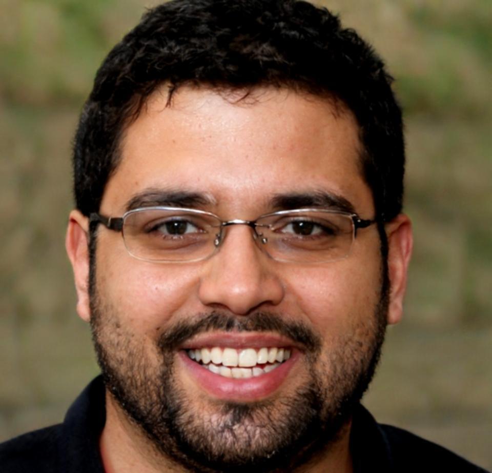 Dr. Henrik Lundström - Senior Investment Banking Director